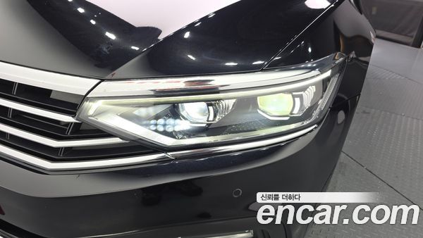 Volkswagen Passat 2022, фото 8