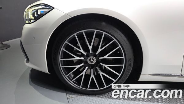 Mercedes-Benz S-Class 2022, фото 5
