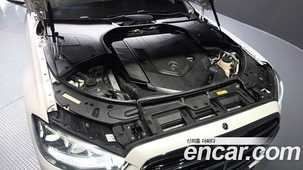 Mercedes-Benz S-Class 2022, фото 6