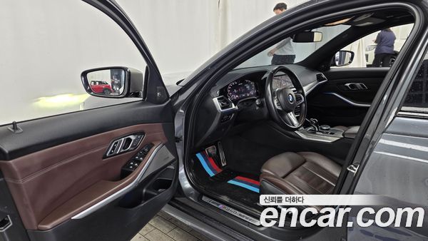 BMW 3 Series 2021, фото 10
