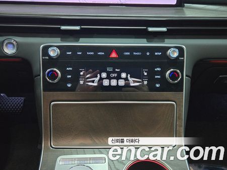 Genesis GV80 2025, фото 11