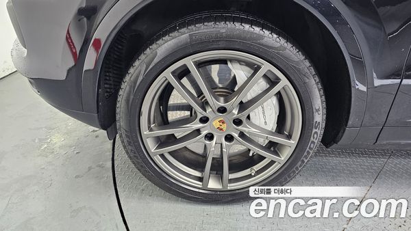 Porsche Cayenne 2020, фото 5