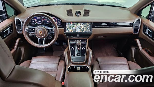 Porsche Cayenne 2020, фото 10