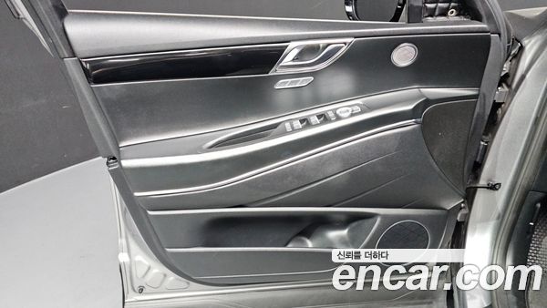 Genesis GV80 2020, фото 14