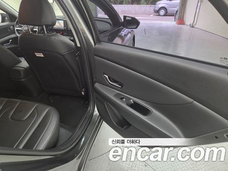 Hyundai Elantra 2021, фото 15