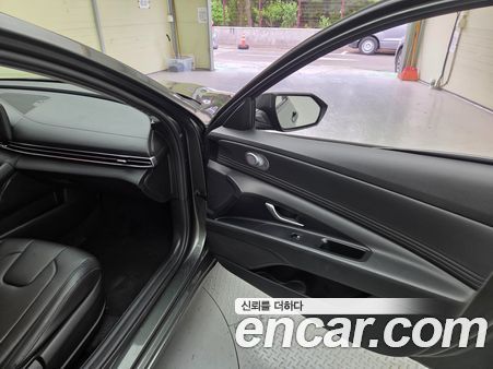 Hyundai Elantra 2021, фото 16