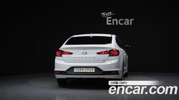 Hyundai Elantra 2020, фото 4