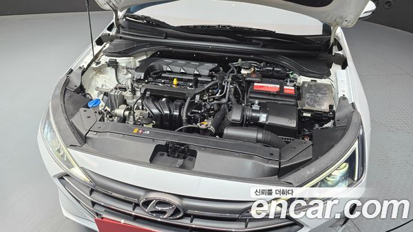 Hyundai Elantra 2020, фото 6