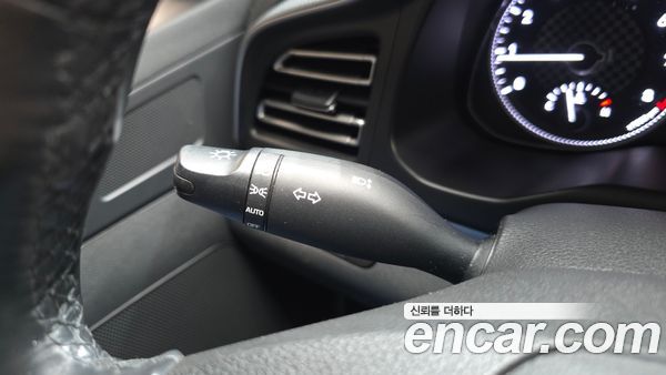 Hyundai Elantra 2020, фото 16