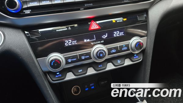 Hyundai Elantra 2020, фото 18