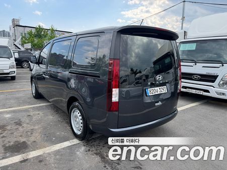 Hyundai Staria 2023, фото 3