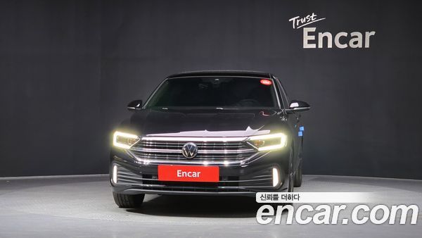 Volkswagen Jetta 2023, фото 3