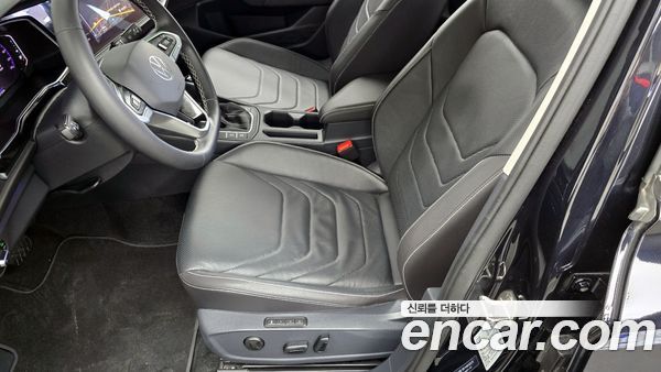 Volkswagen Jetta 2023, фото 31