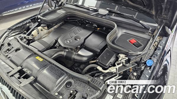 Mercedes-Benz GLE 2024, фото 6