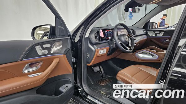 Mercedes-Benz GLE 2024, фото 13