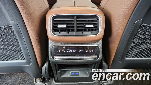Mercedes-Benz GLE 2024, фото 29
