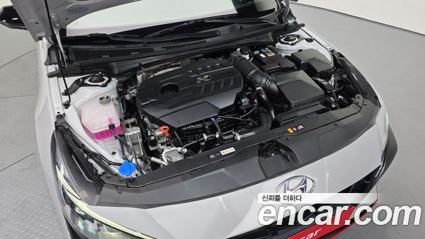 Hyundai Elantra 2022, фото 6