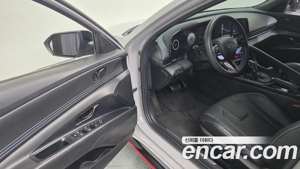 Hyundai Elantra 2022, фото 17