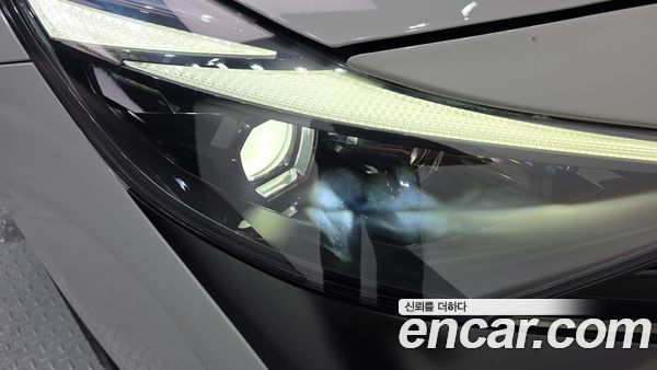 Hyundai Elantra 2022, фото 8