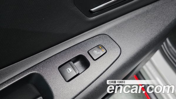 Hyundai Elantra 2022, фото 27