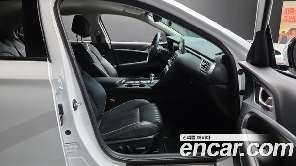 Genesis G70 2020, фото 16