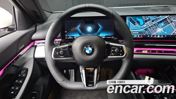 BMW 5 Series 2025, фото 18