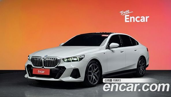 BMW 5 Series 2025, фото 32