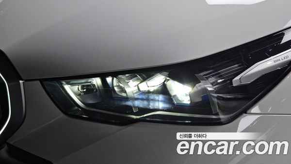 BMW 5 Series 2025, фото 7