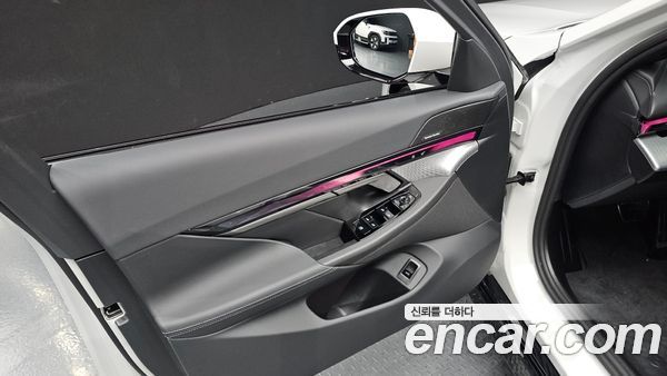 BMW 5 Series 2025, фото 13