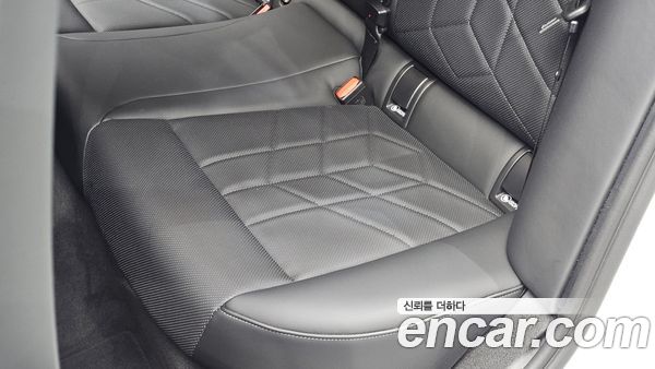 BMW 5 Series 2025, фото 31
