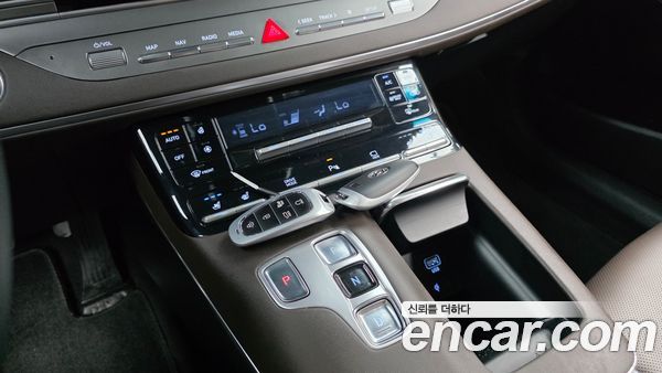 Hyundai Grandeur 2022, фото 9