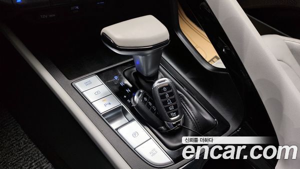 Hyundai Elantra 2021, фото 9