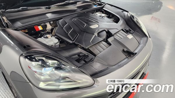 Porsche Cayenne 2020, фото 6