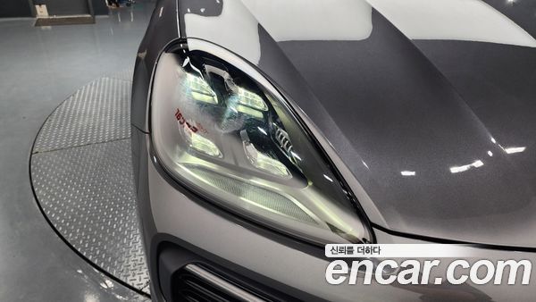 Porsche Cayenne 2020, фото 8