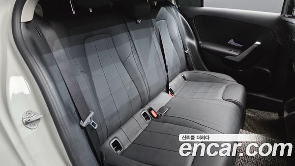Mercedes-Benz A-Class 2020, фото 11