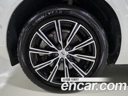 Volvo XC60 2020, фото 20