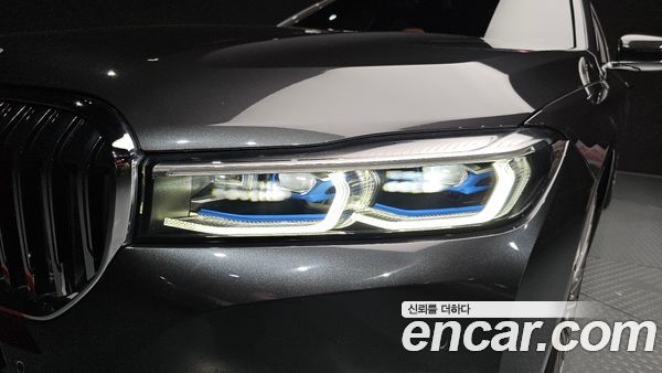 BMW 7 Series 2021, фото 8