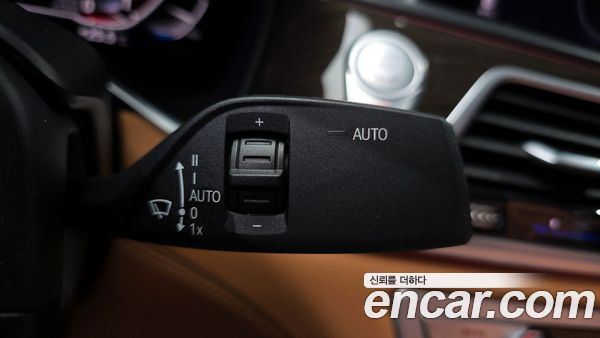 BMW 7 Series 2021, фото 30
