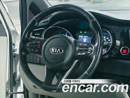 Kia Carnival 2020, фото 10