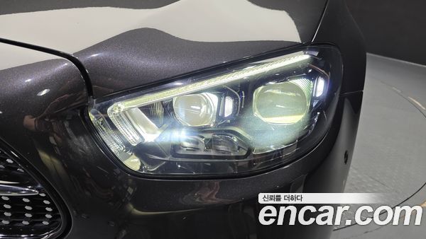 Mercedes-Benz E-Class 2021, фото 8