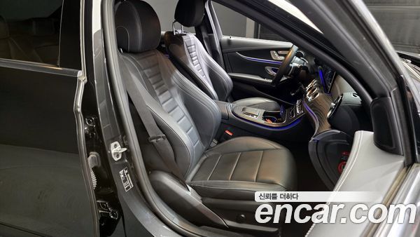 Mercedes-Benz E-Class 2021, фото 16