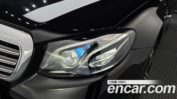 Mercedes-Benz E-Class 2020, фото 8