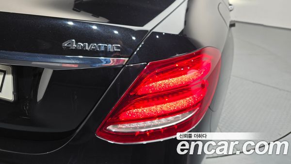 Mercedes-Benz E-Class 2020, фото 9