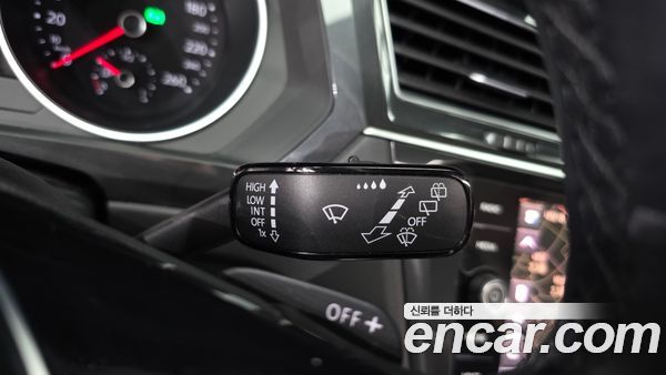 Volkswagen Tiguan 2020, фото 27