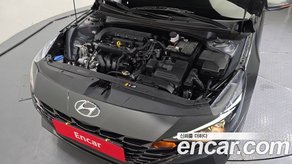 Hyundai Elantra 2021, фото 6