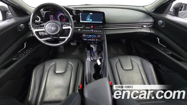 Hyundai Elantra 2021, фото 10