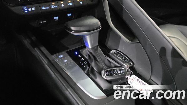 Hyundai Elantra 2021, фото 12