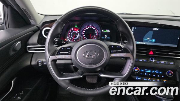 Hyundai Elantra 2021, фото 21