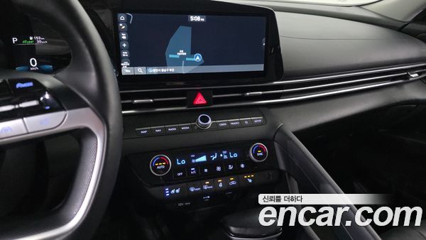 Hyundai Elantra 2021, фото 23