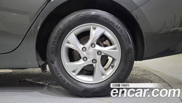 Hyundai Elantra 2021, фото 7